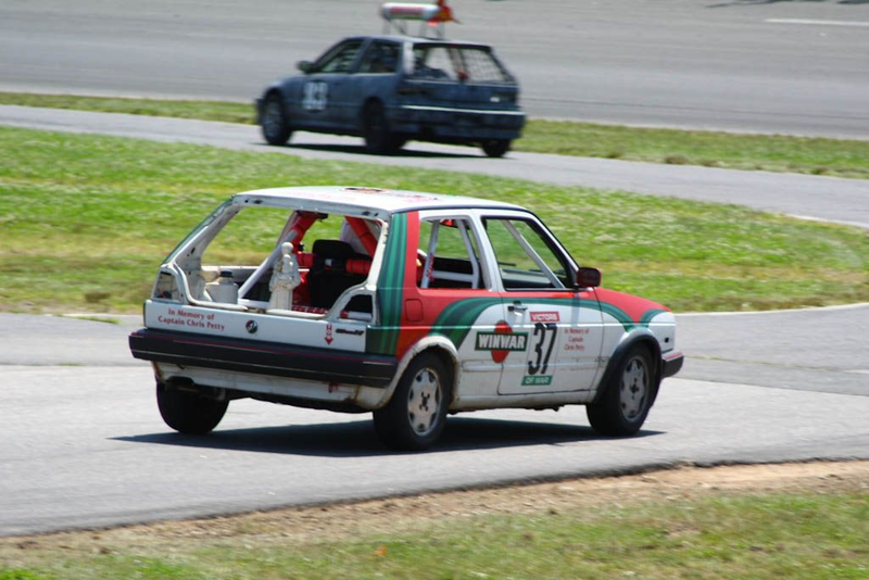 Illustration for article titled The 24 Hours Of LeMons New England 2009 Über Gallery, Part 2